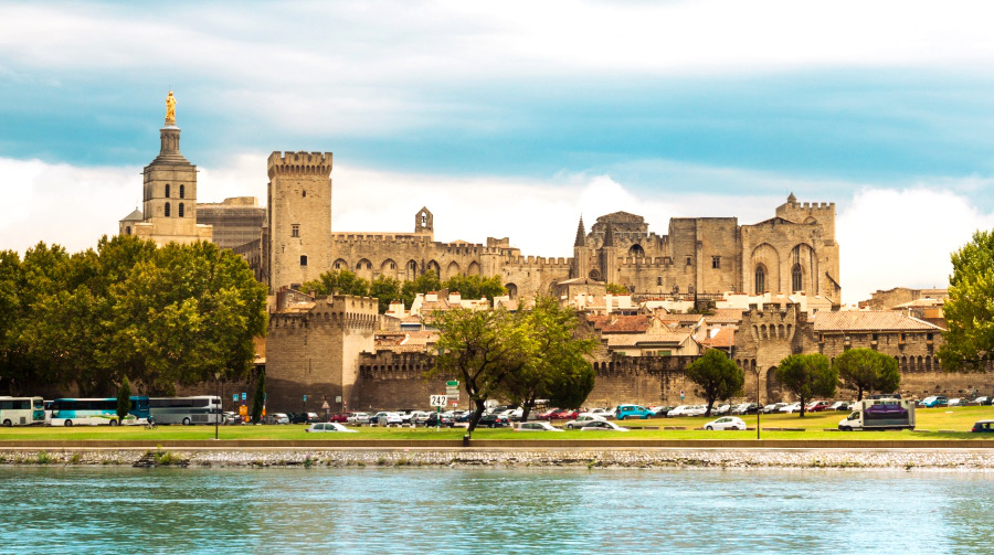 CRUCEROS RODANO AVIGNON CRUCEROS RODANO SAONA AVIÑON CRUCEROS FRANCIA FRANCE CRUISES RHONE CRUISES AVIGNON POPES PALACE AVIGNON FRANCE
